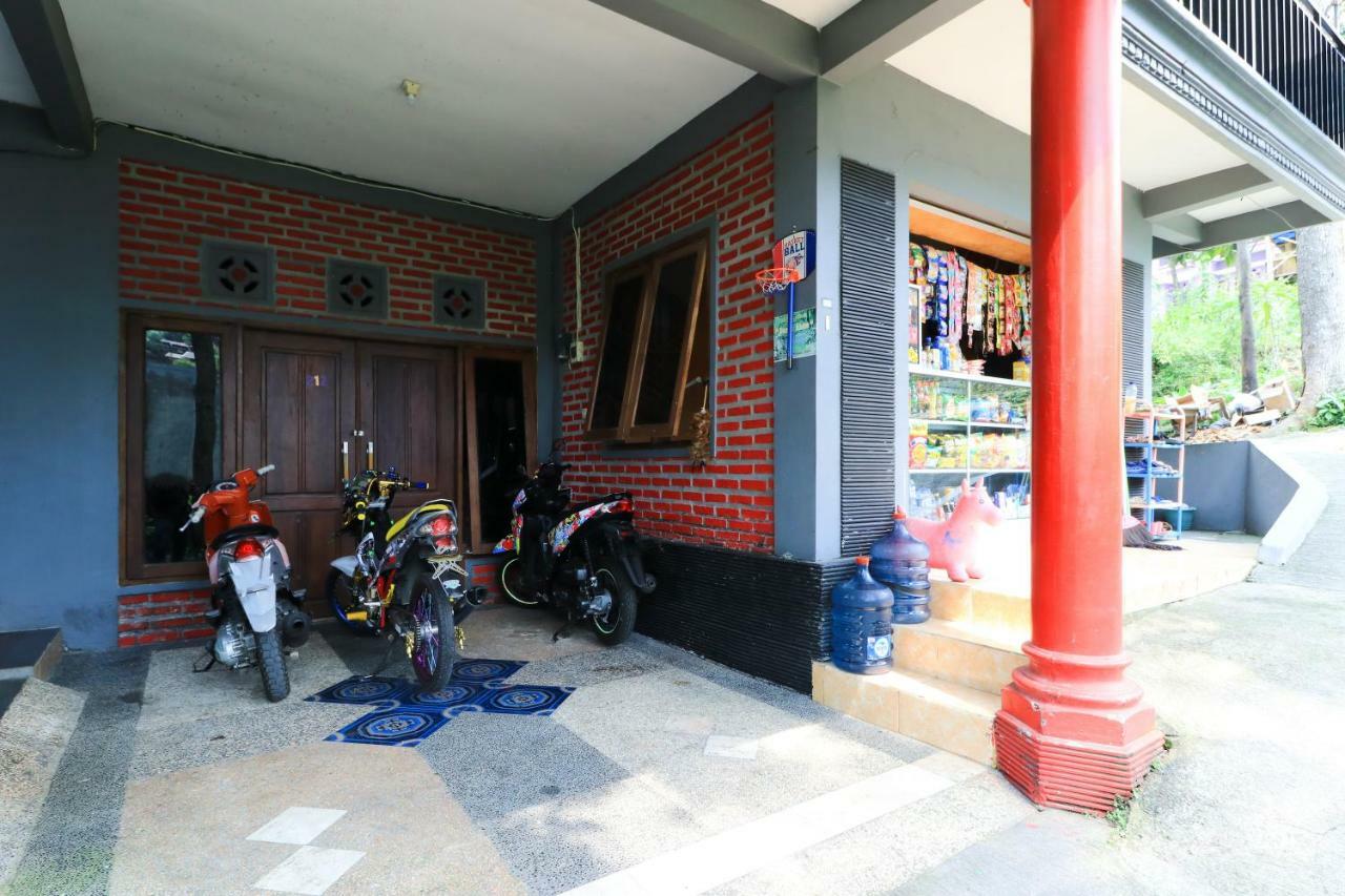 Penginapan Villa Surya Alam Prigen Buitenkant foto